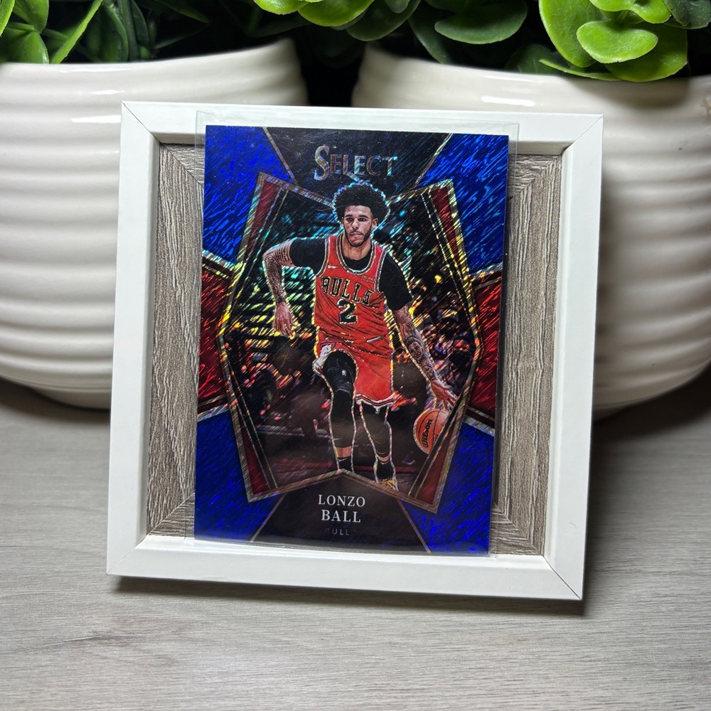 2021-22 Panini Select Lonzo Ball #107 Blue Shimmer Prizms Chicago Bulls